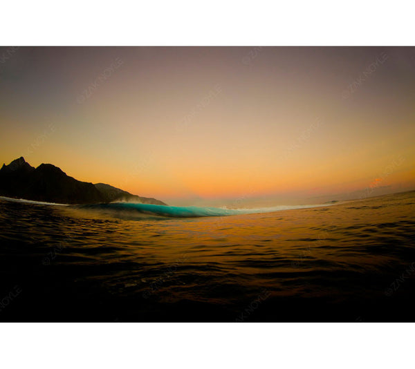 Photo of a sunrise in Tahiti