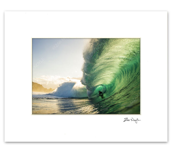 Hawaii surf photo taken at pipeline