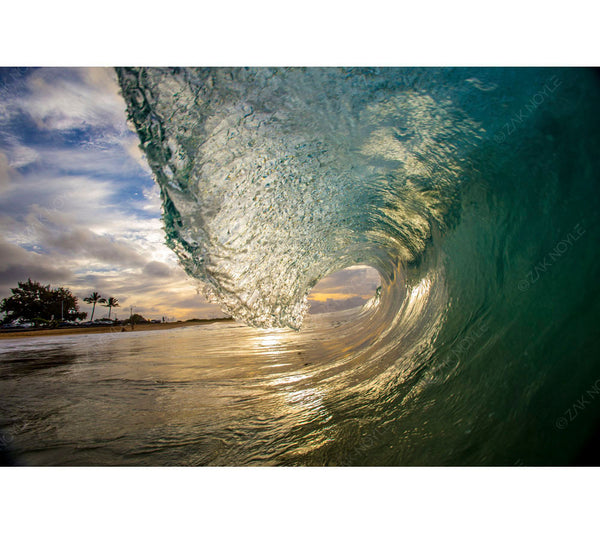 Surf image of a wave in Hawaii